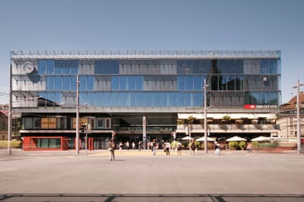 zahnarztzentrum.ch Bern Bahnhof – Aussenansicht der Zahnarztpraxis