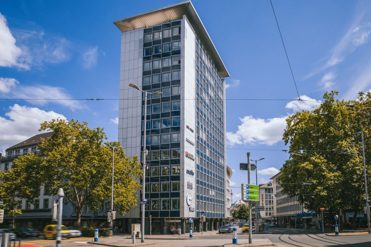 zahnarztzentrum.ch Zürich City – Aussenansicht der Zahnarztpraxis
